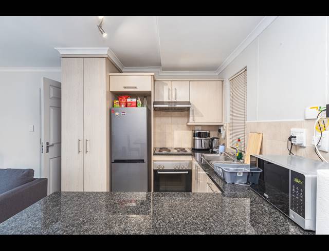1 BEDROOM APARTMENT TO LET IN ROSENDAL